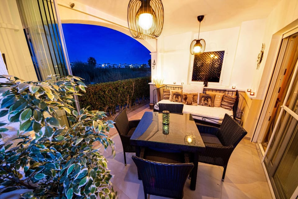 Patio, Balcony/Terrace