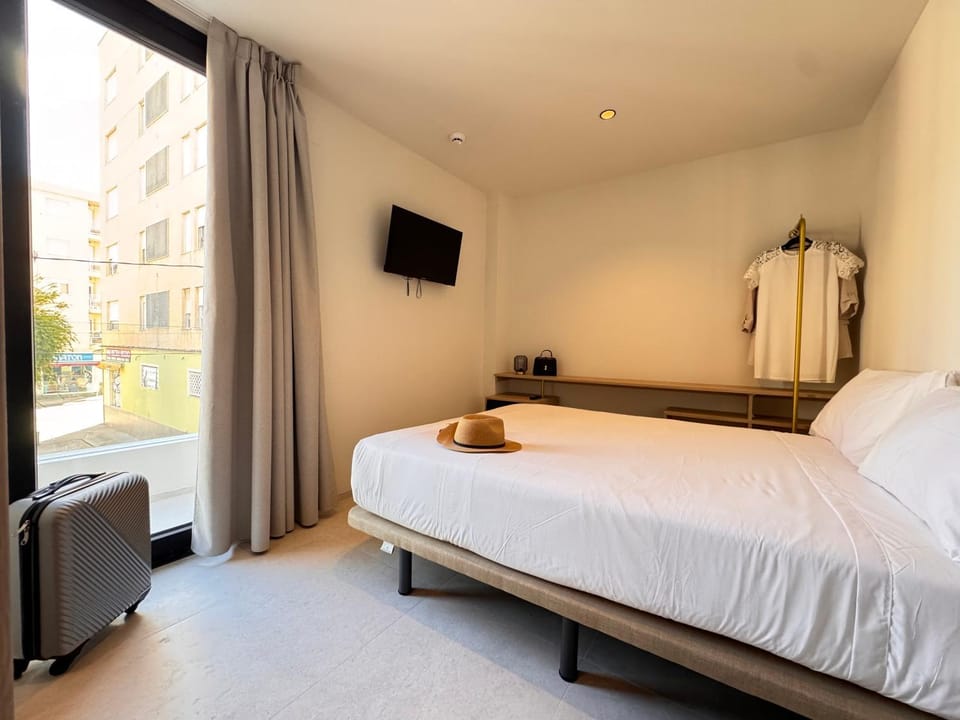 Hugo Beach Hotel & Apartments Hotel in Gandia