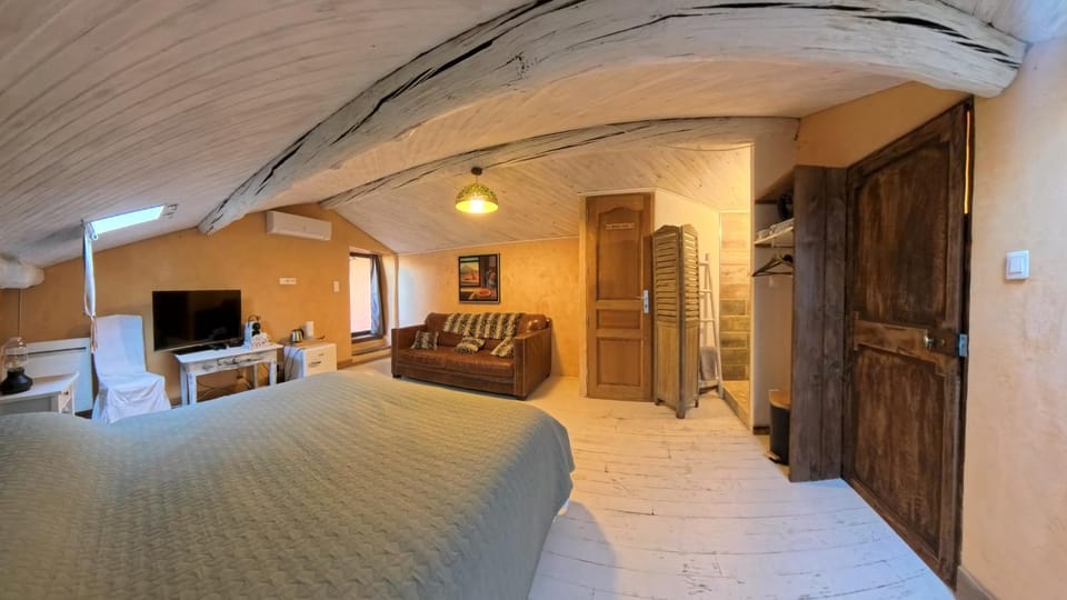 Le 47 - Rentals in South of France Apartment in French Riviera