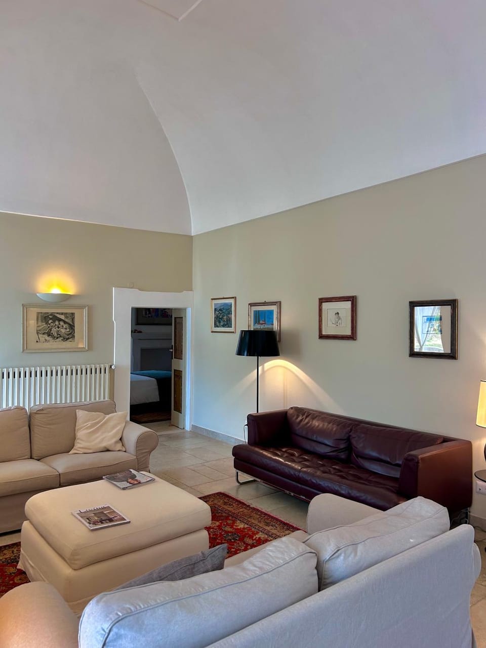 Living room, Seating area