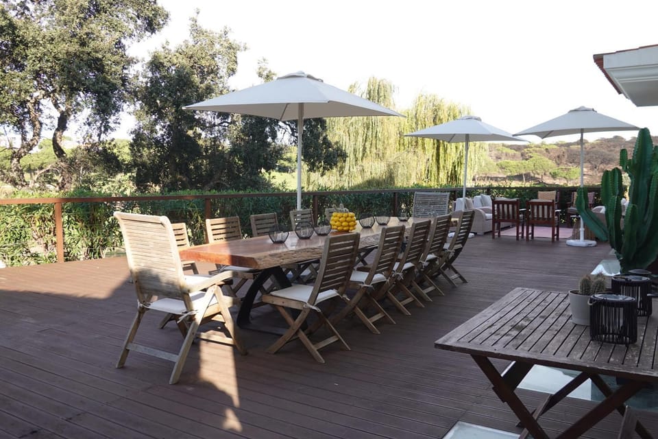 Patio, Off site, Natural landscape, Golfcourse, Dining area