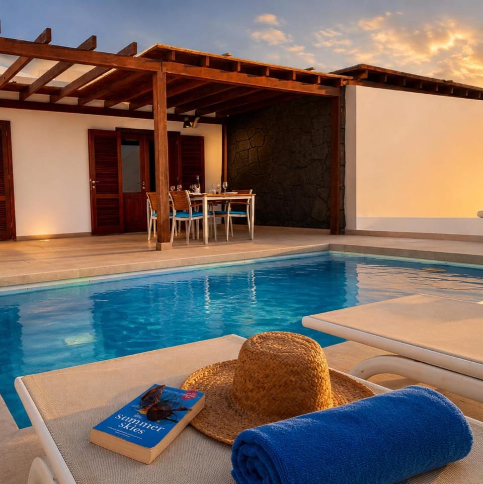 Balcony/Terrace, Pool view