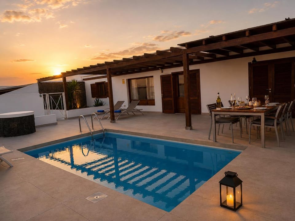 Balcony/Terrace, Pool view