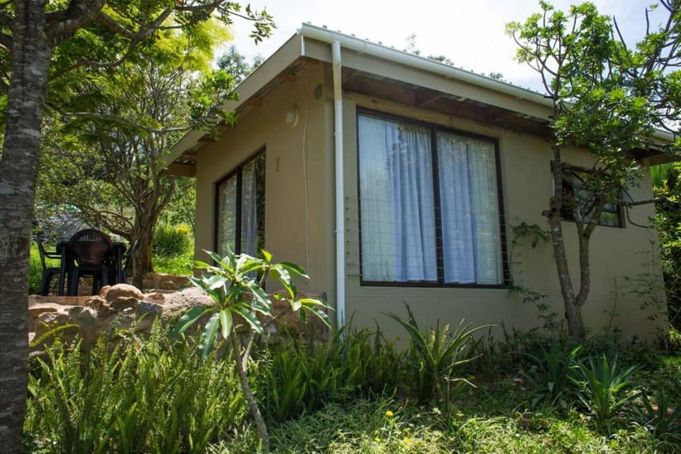 Veki's Village Cottages Nature lodge in Africa