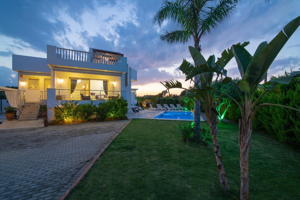 Property building, Patio, Garden, Pool view, Swimming pool, Swimming pool