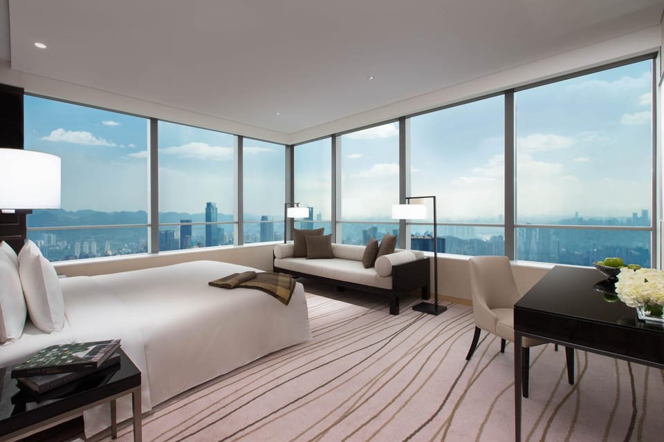 Bed, View (from property/room), Photo of the whole room, Bedroom