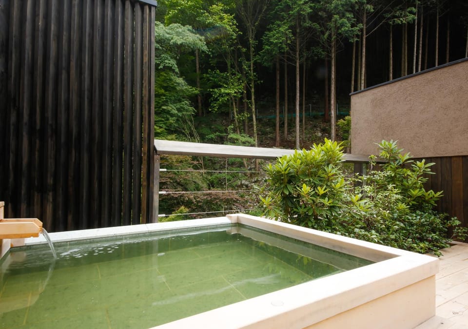 Balcony/Terrace, Bath