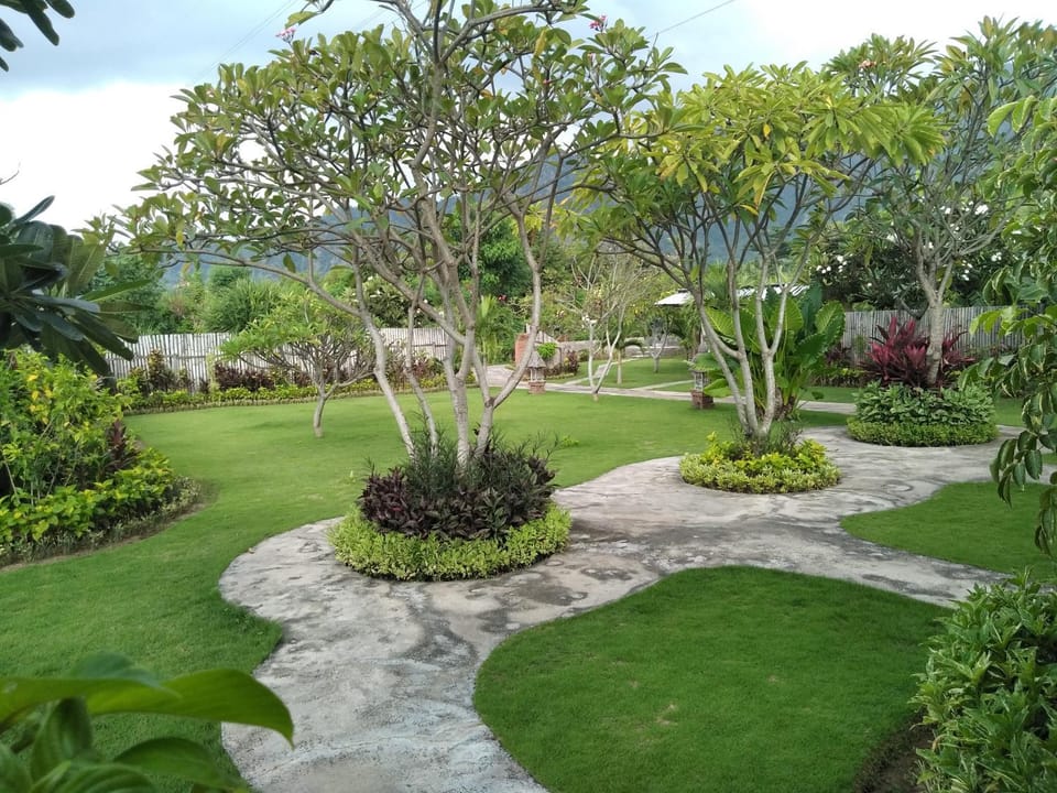 Garden, Garden view