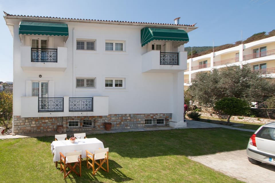 Property building, Garden