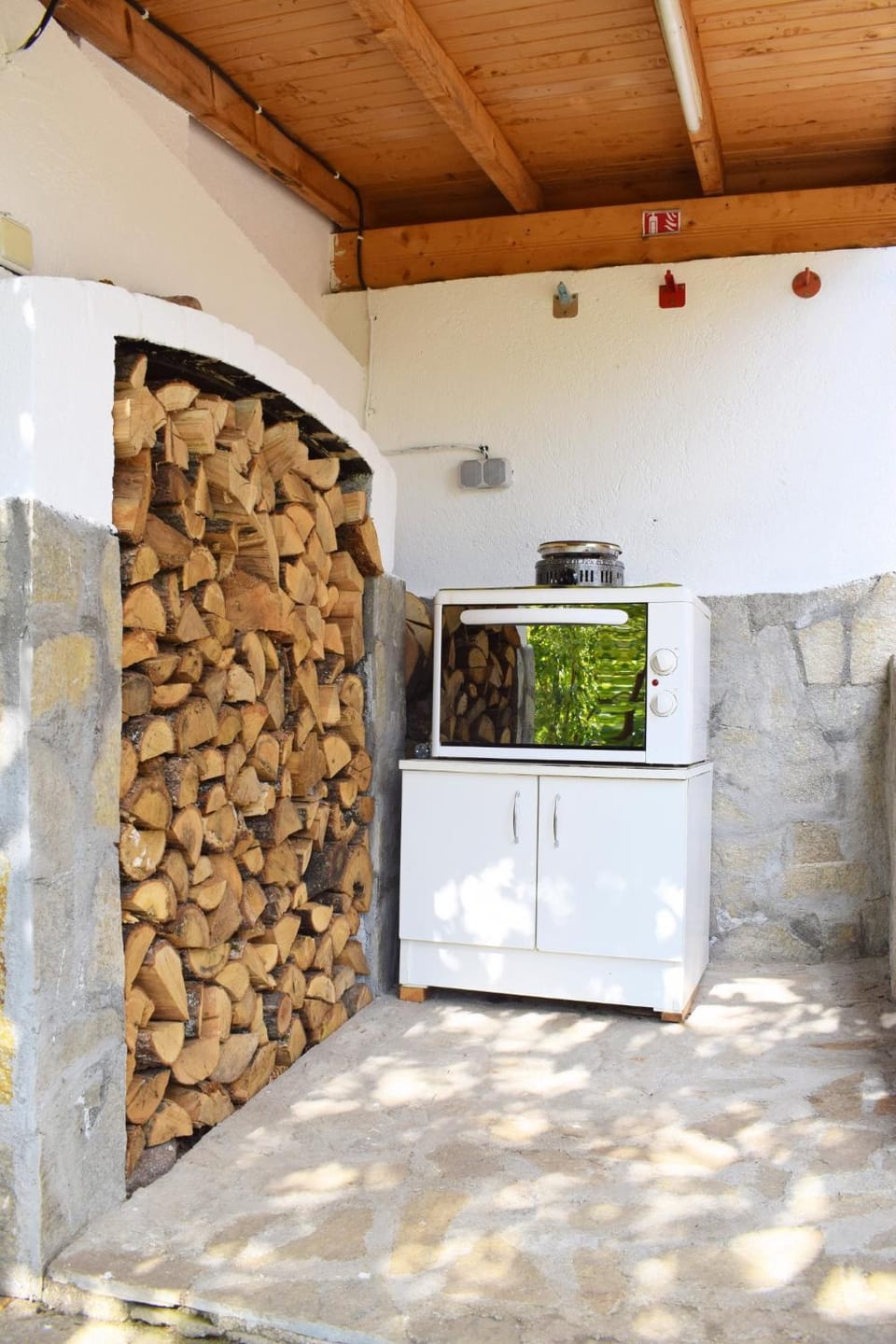 BBQ facilities, Communal kitchen, On site