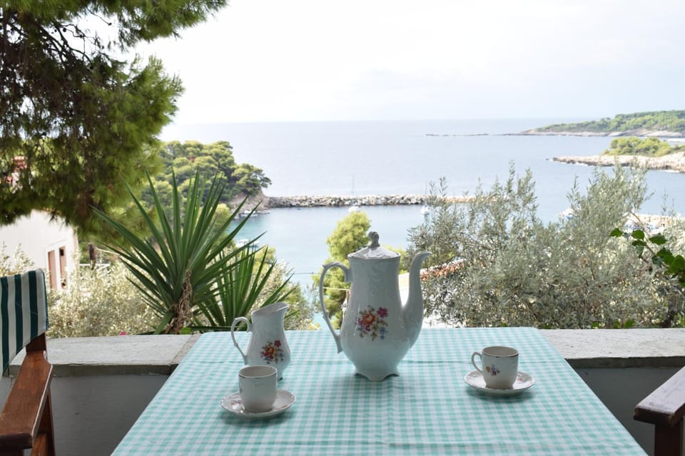 Garden view, Landmark view, Sea view