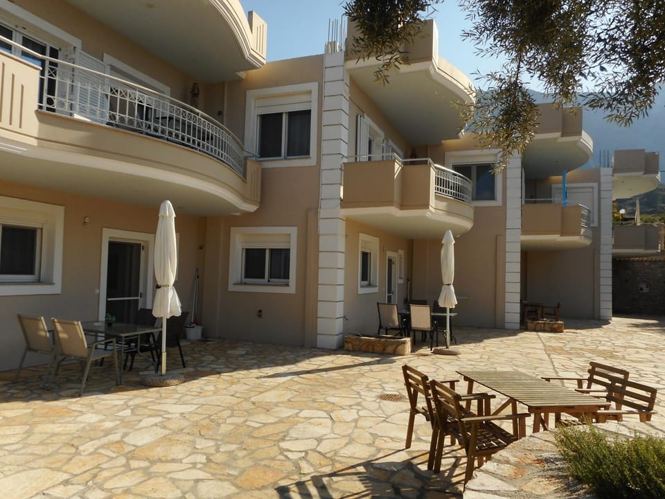 Kanellos luxury apartments Apartment in Peloponnese, Western Greece and the Ionian