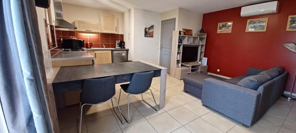 Living room, kitchen