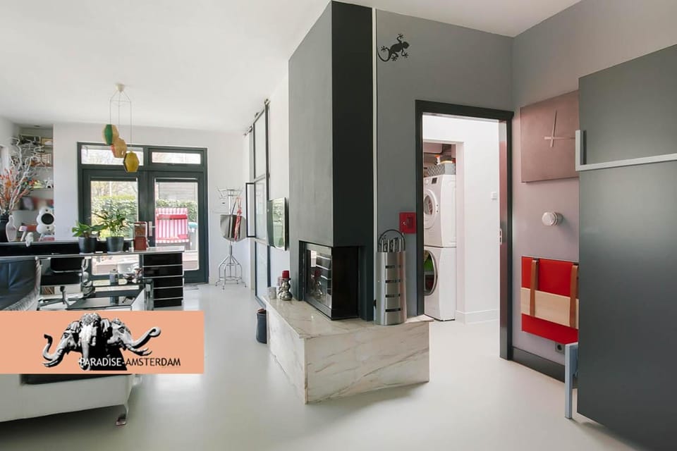 Living room, flat iron