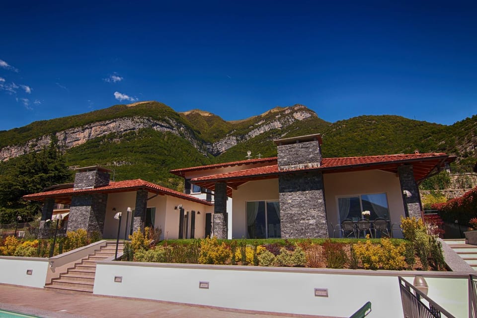 Facade/entrance, Garden view, Mountain view