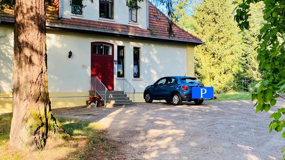 Property building, Parking