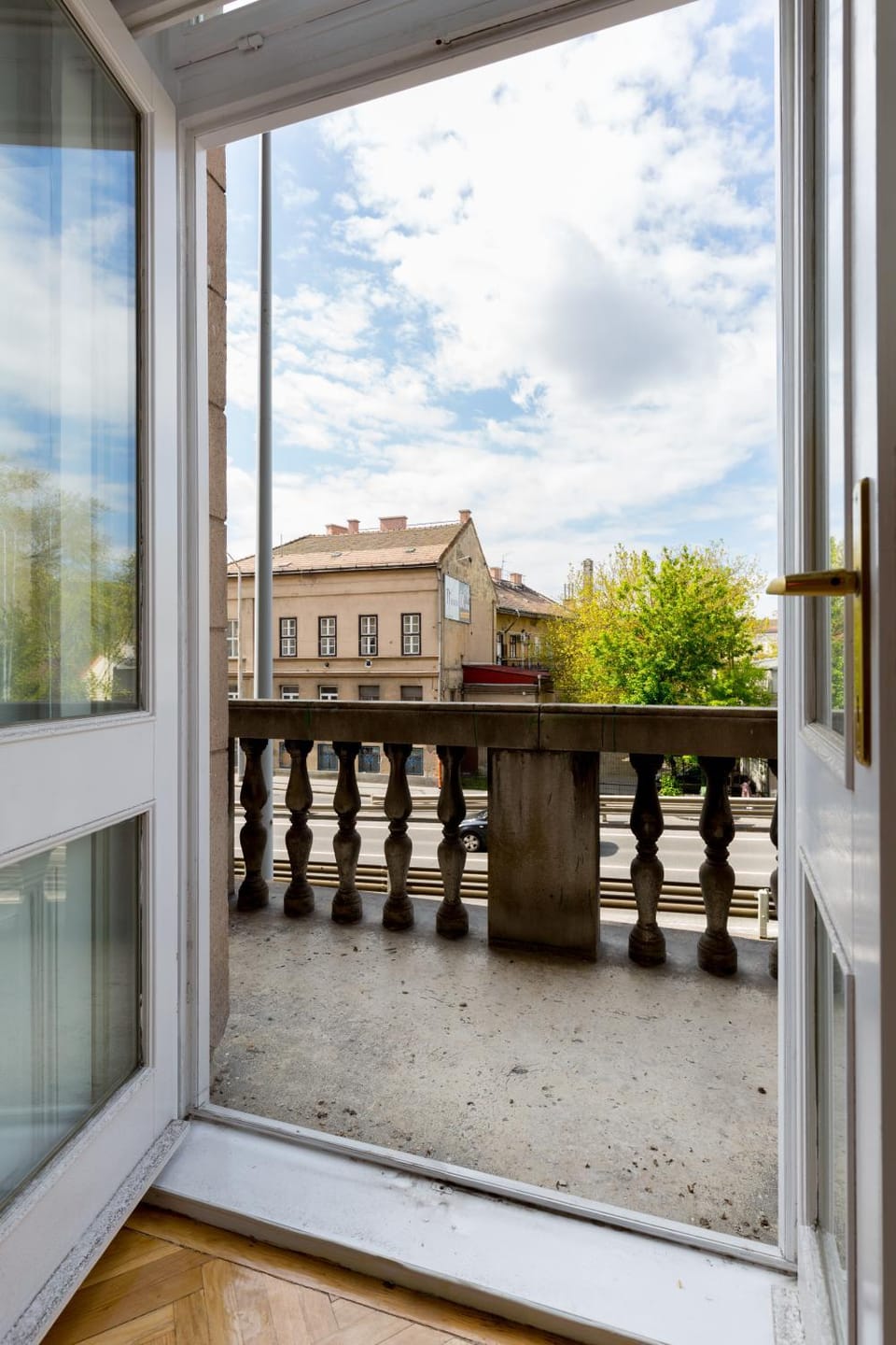Balcony/Terrace, City view