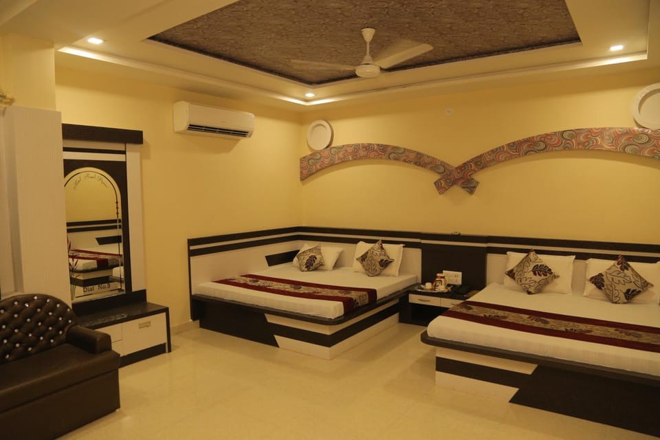 Bed, Photo of the whole room