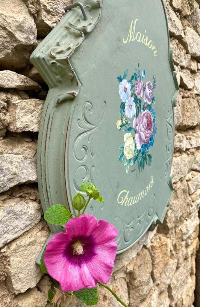 Maison Chaumont Bed and Breakfast in Occitanie