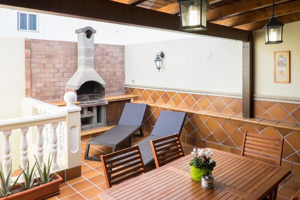 BBQ facilities, Balcony/Terrace