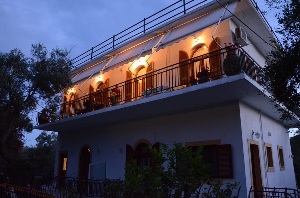 Spring, Neighbourhood, Natural landscape, Balcony/Terrace, On site, Sunset