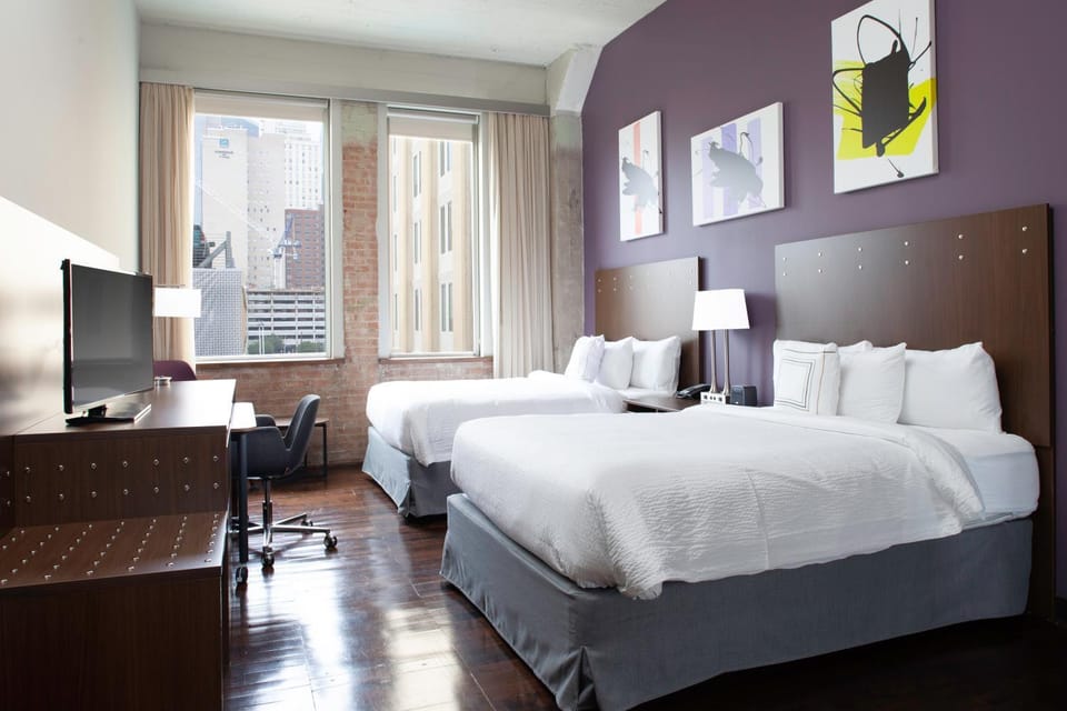 Seating area, Bedroom