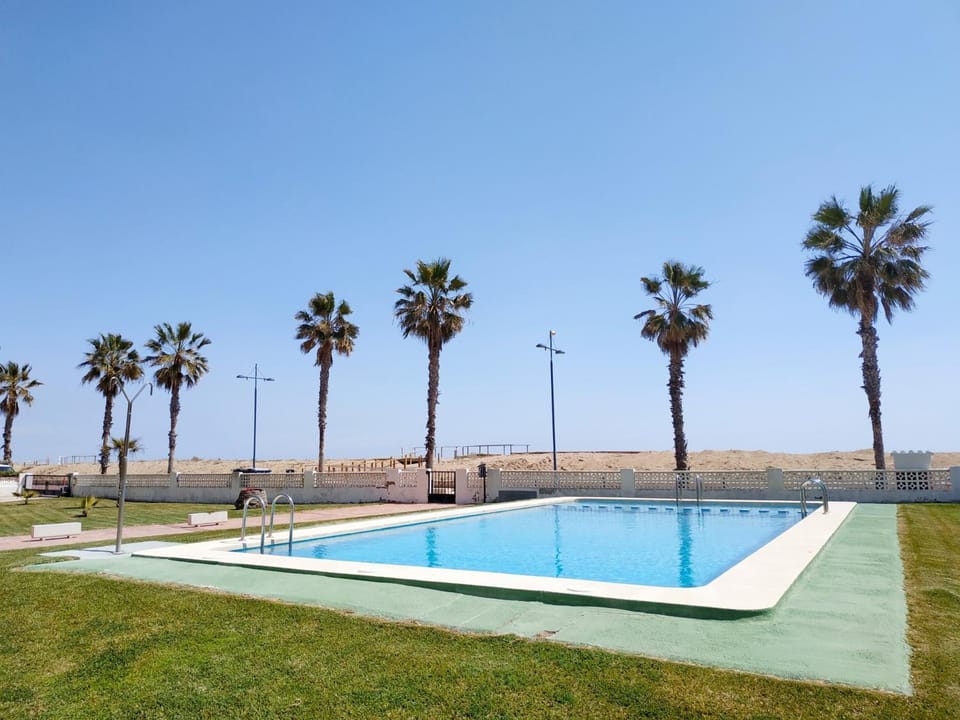 Beach, Swimming pool