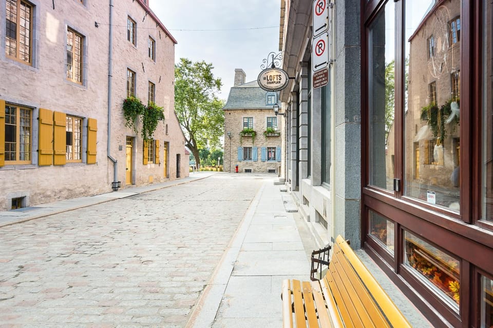 Property building, Day, Neighbourhood, City view, Street view, Location