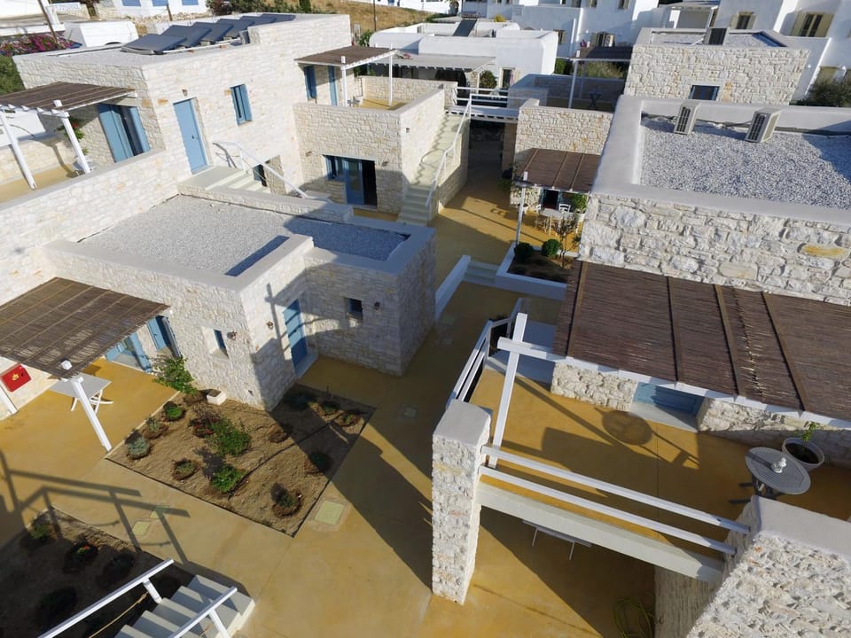 Property building, Street view