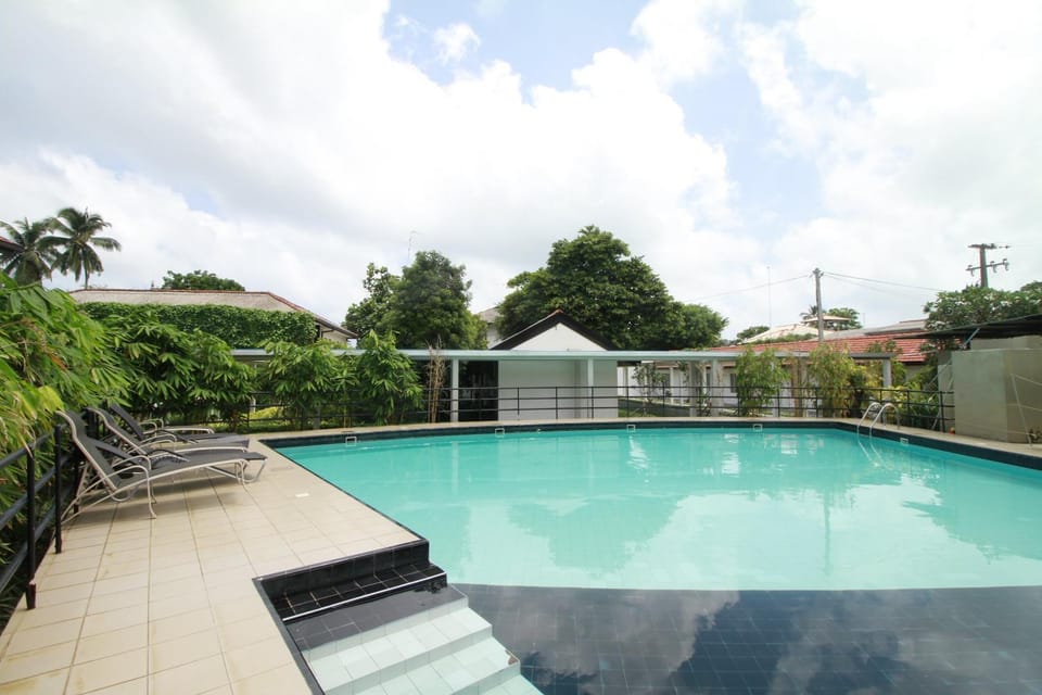 Swimming pool, Swimming pool