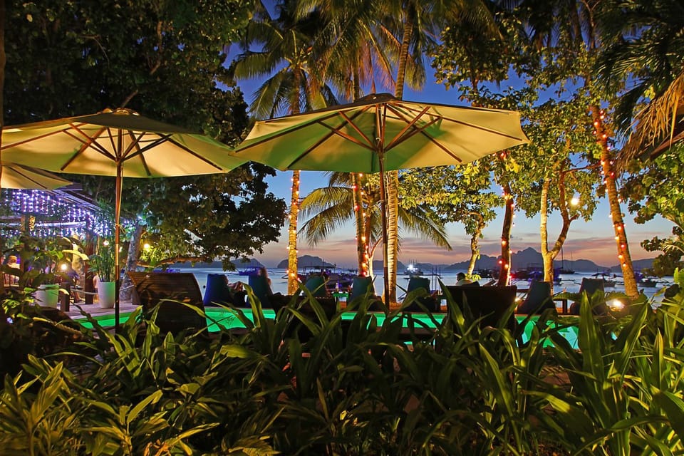 Beach, Garden view, Sea view, Swimming pool
