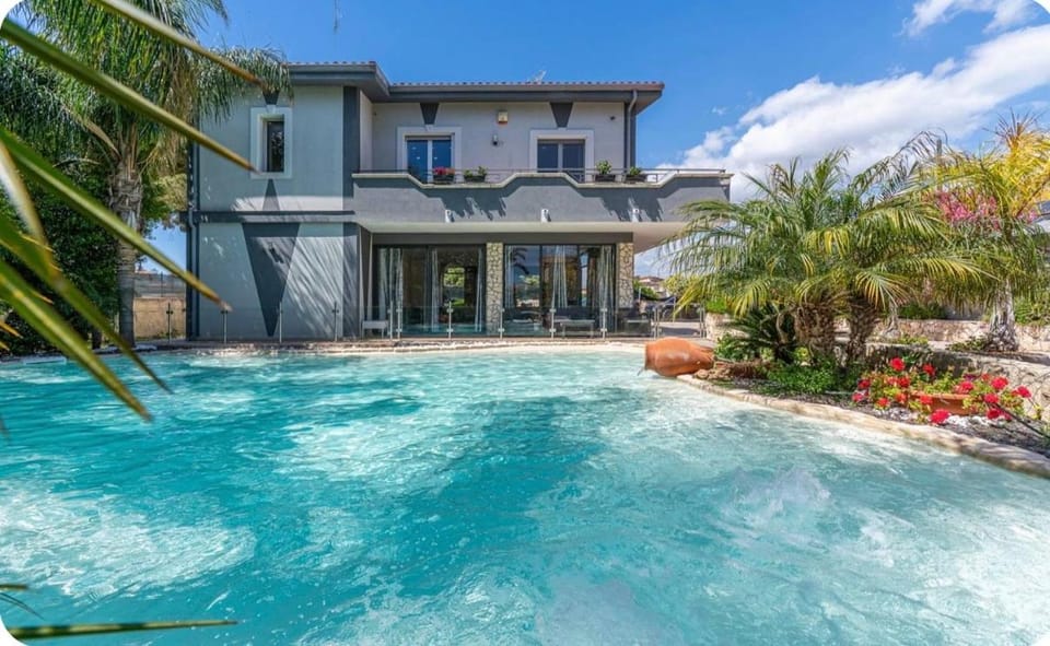 Villa Joel Villa in Fontane Bianche