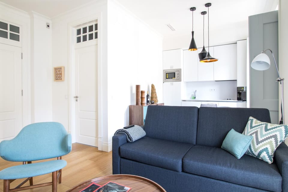 Kitchen or kitchenette, Living room, Seating area
