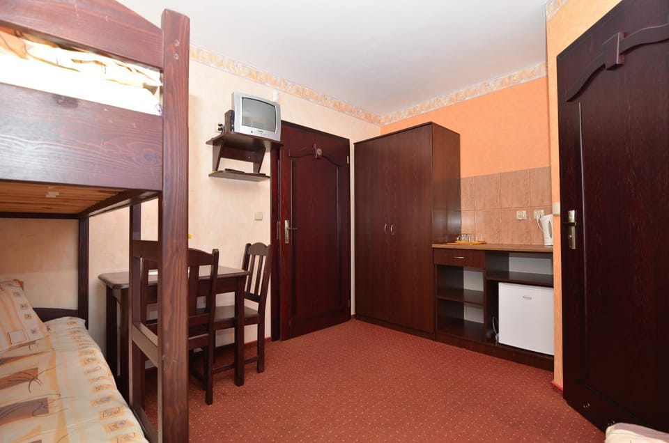 Bed, Photo of the whole room, bunk bed, wardrobe
