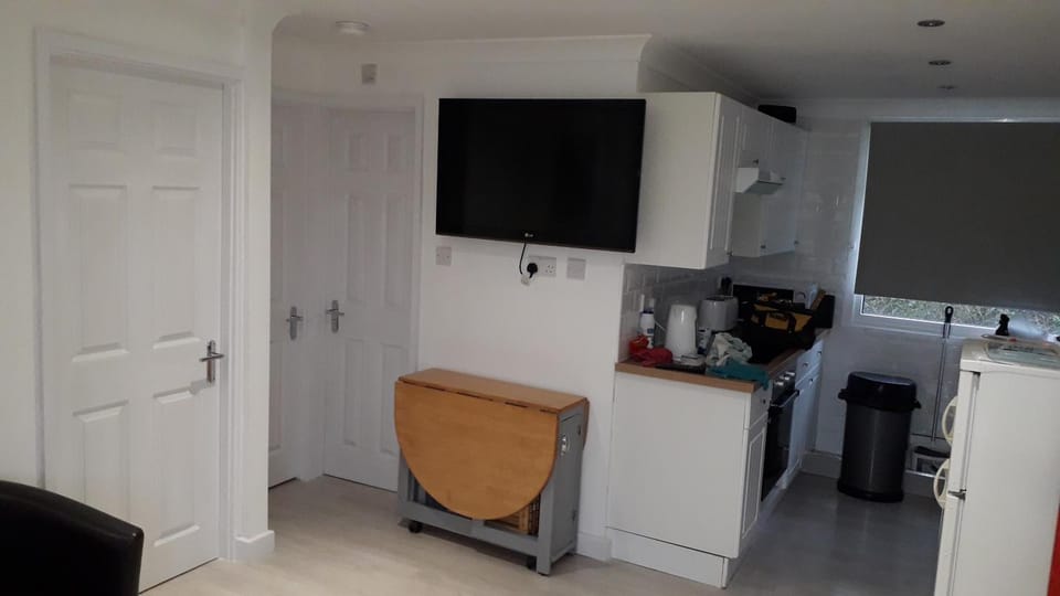 Chalet Driftwood House in Yaverland