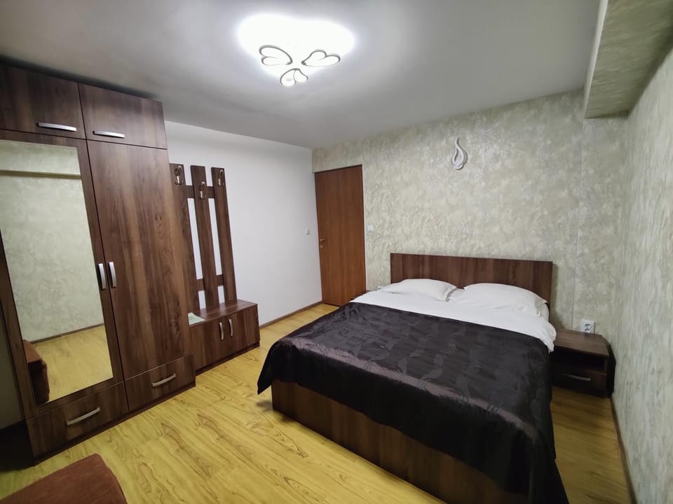 Bed, Bedroom, wardrobe