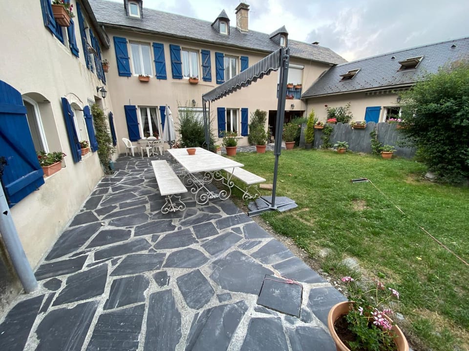 Garden, Inner courtyard view