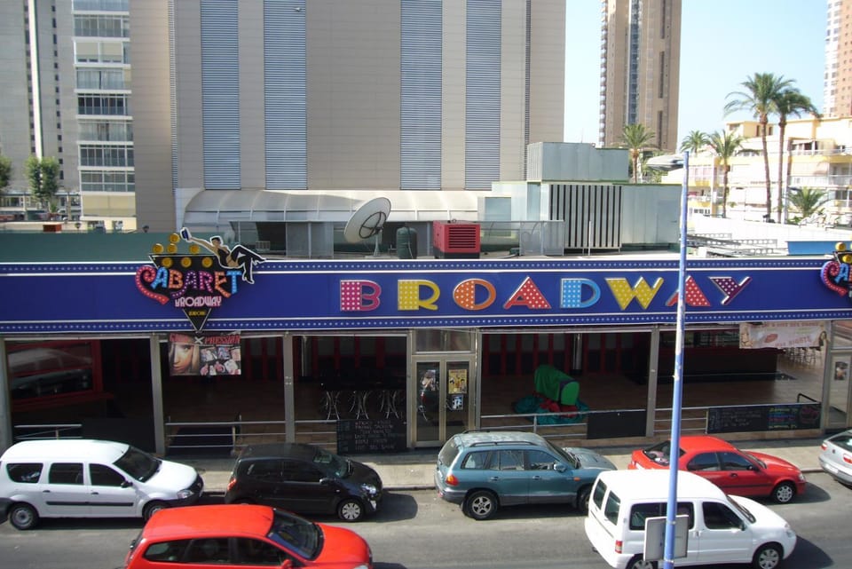 Neighbourhood, City view, Location