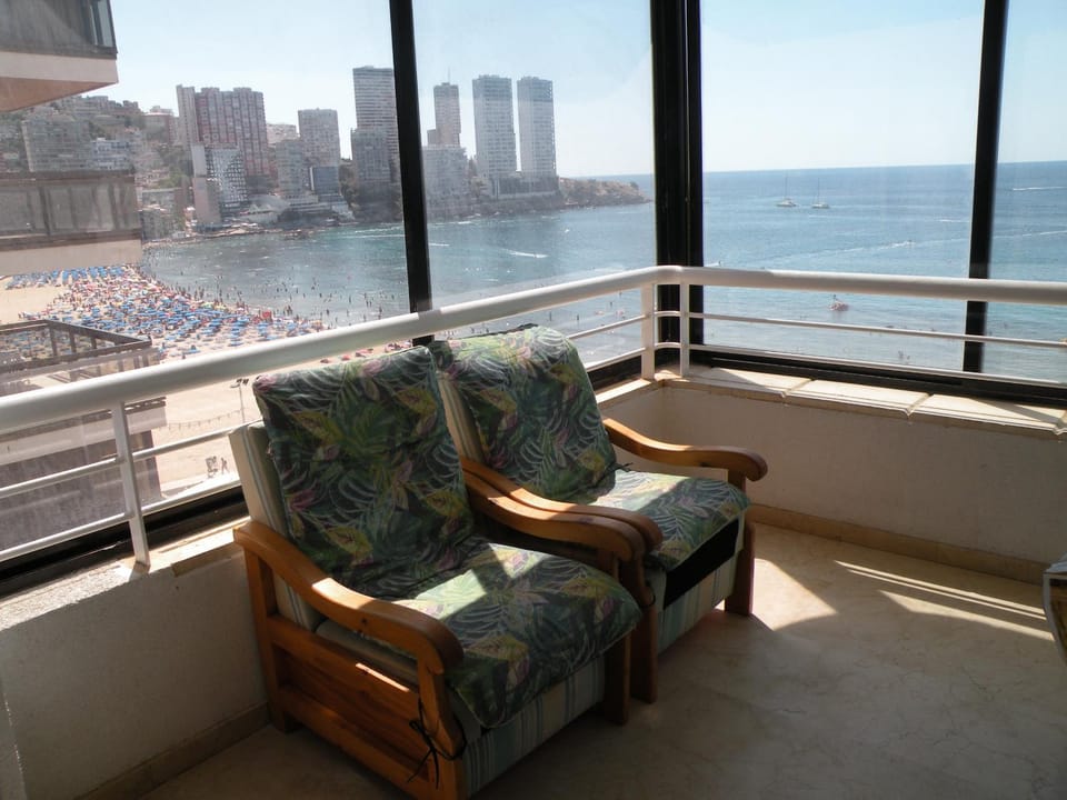 Balcony/Terrace, City view, Sea view, Street view