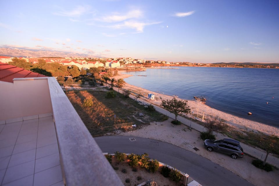 Balcony/Terrace, City view, Sea view, Street view