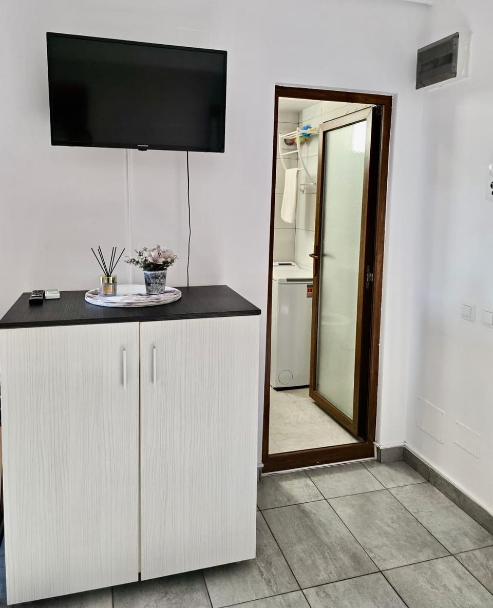 Studio Ines Apartment in Constanța County