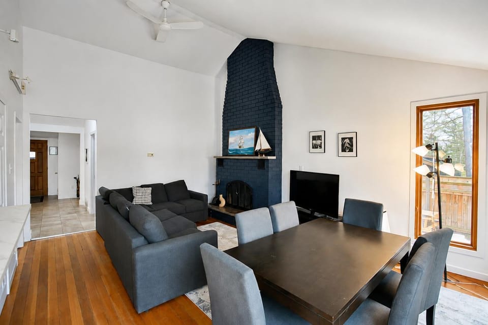 58 River Rd. East House in Wasaga Beach