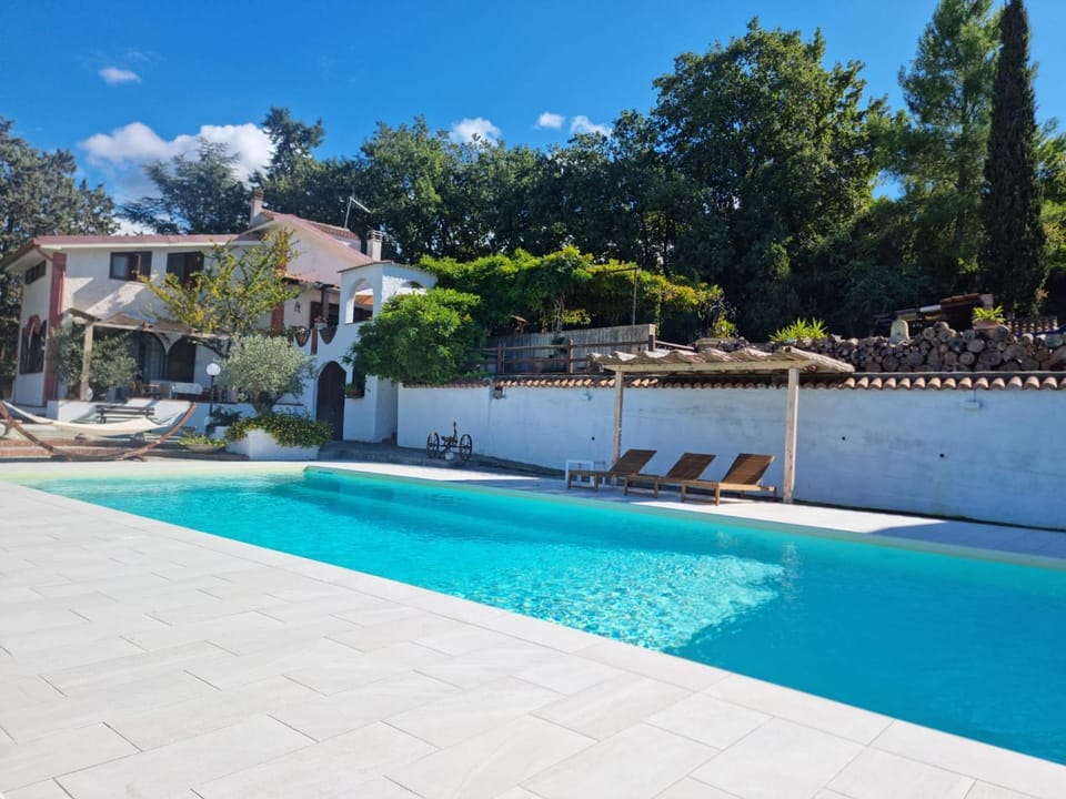 Property building, Swimming pool