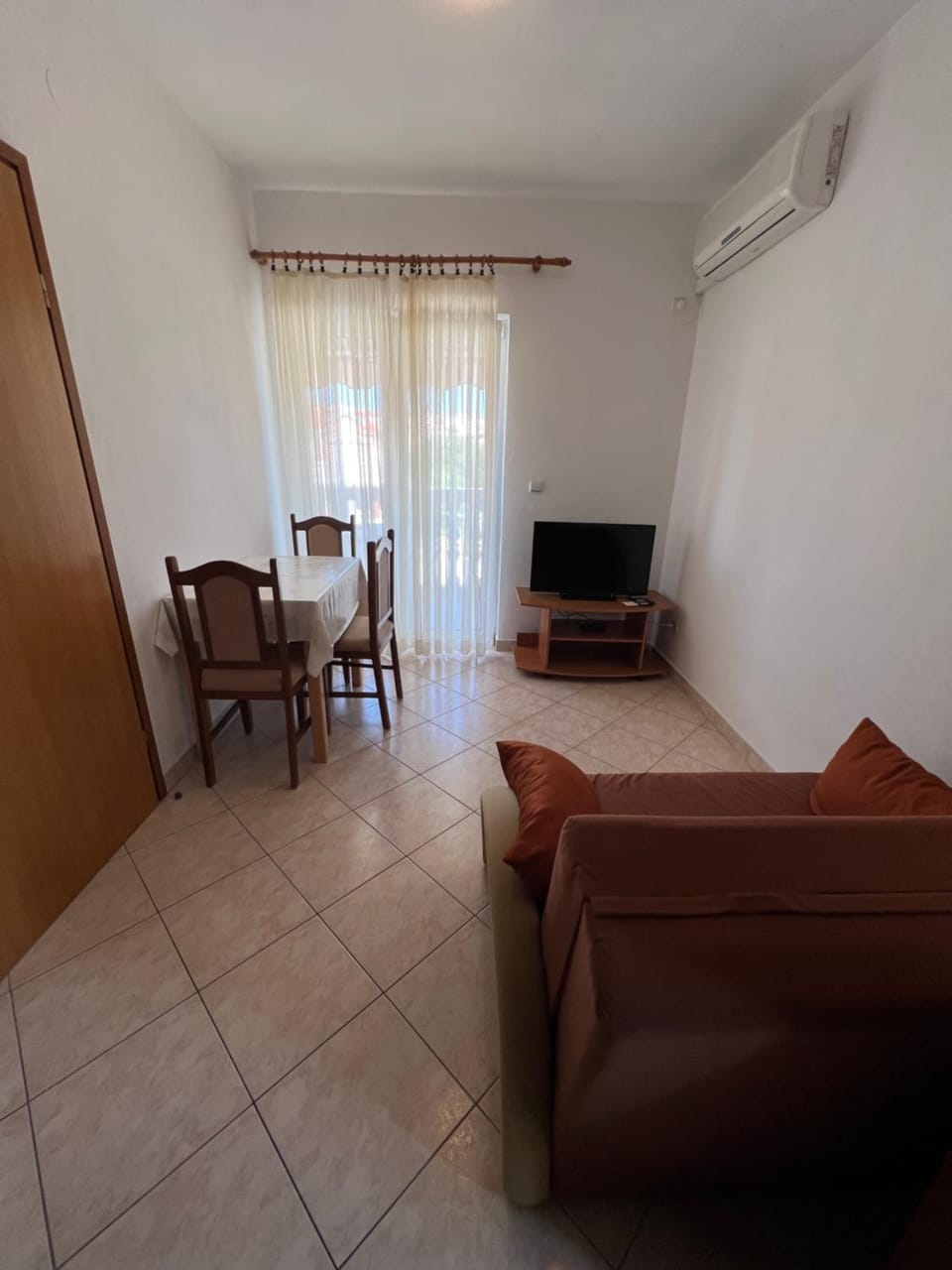 Sunce Mobile Homes & apartments Campground/ 
RV Resort in Šibenik-Knin County, Croatia