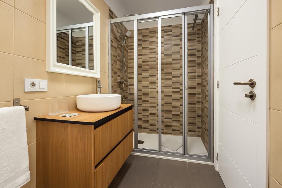 Shower, Bathroom
