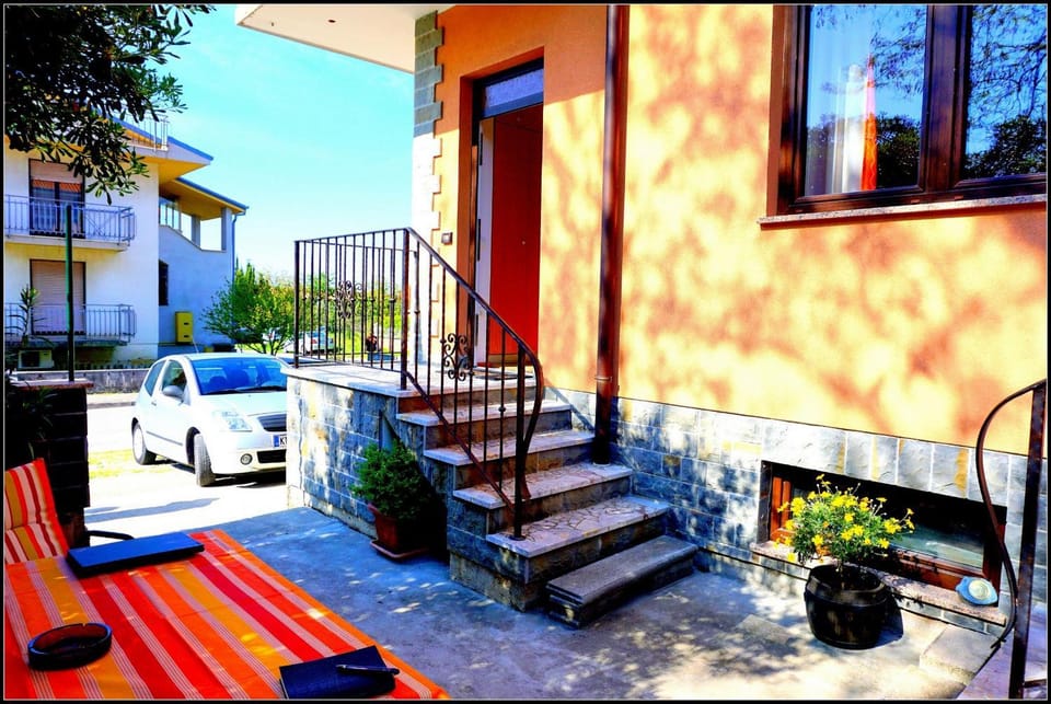 Patio, Facade/entrance, Seating area