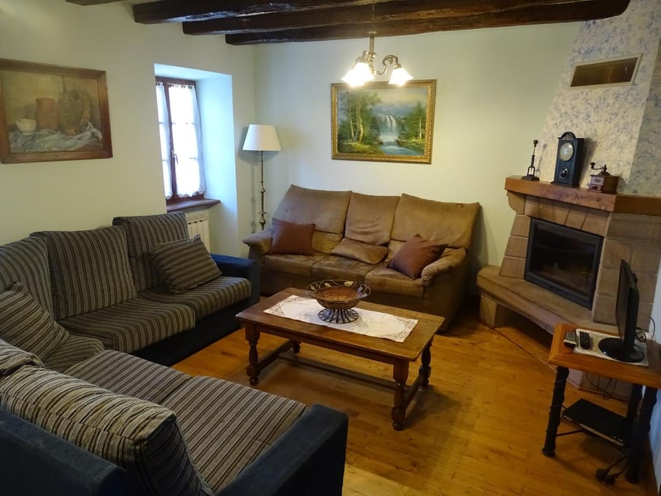 Matxingonea I y II Country House in French Basque Country