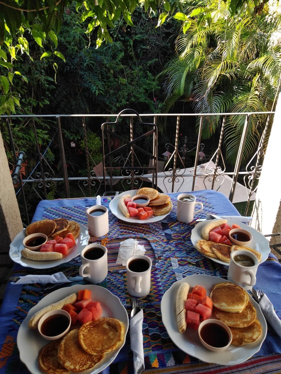 Casa Landivar Hotel Bed and Breakfast in Antigua Guatemala