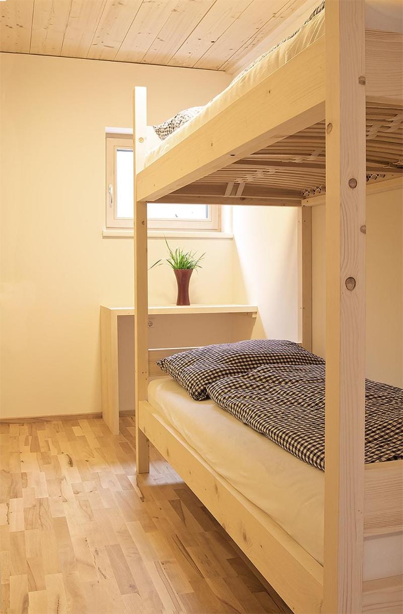 bunk bed