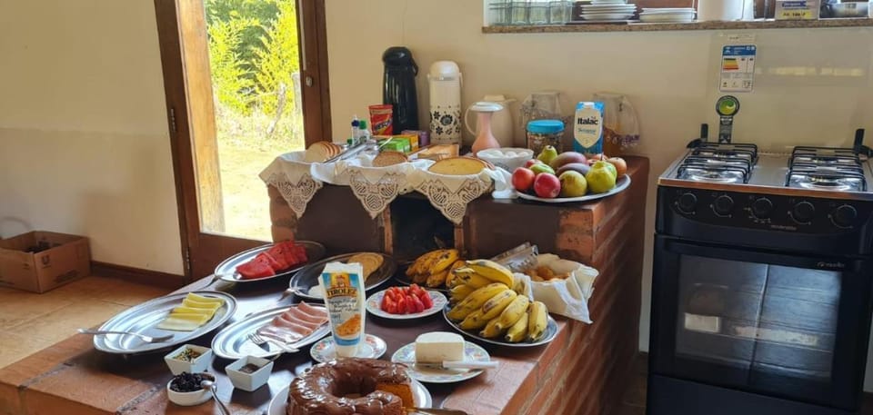 Breakfast, Continental breakfast, Buffet breakfast
